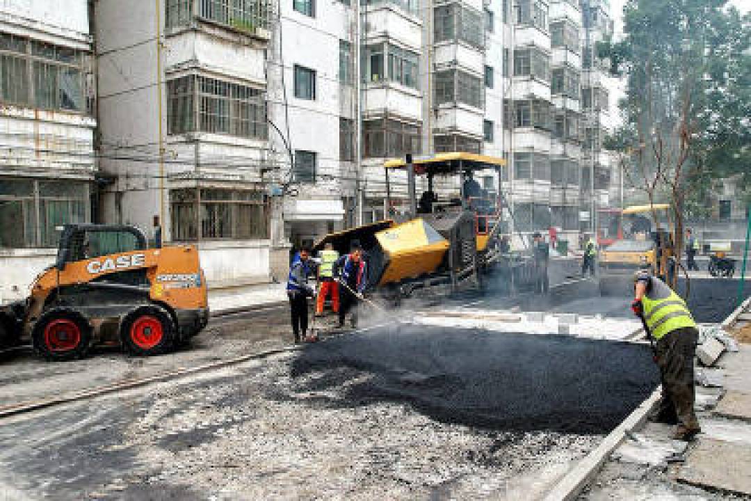住建部:3900万户老小区改造攻坚四大难关,城市更新如何焕新生活?