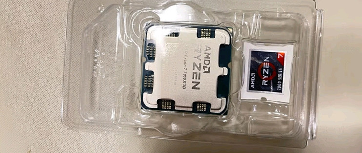 AMD锐龙7 7800X3D游戏处理器：畅玩无畏契约与CSGO的极致体验