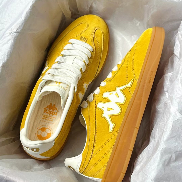 卡帕Tifo锡兰黄德训鞋，复古潮流来袭