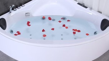9 三角形扇形浴缸加深款亚克力成人家用双人小户型加热浴缸