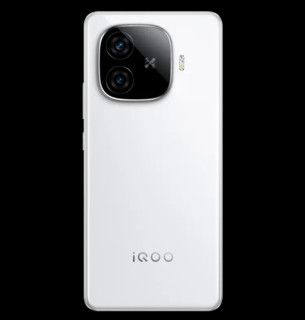 iQOO Z9 Turbo 卓越性能与优化体验并行。