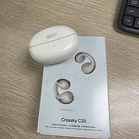 QCY C30耳夹式蓝牙耳机：开放式设计，运动与舒适兼得 