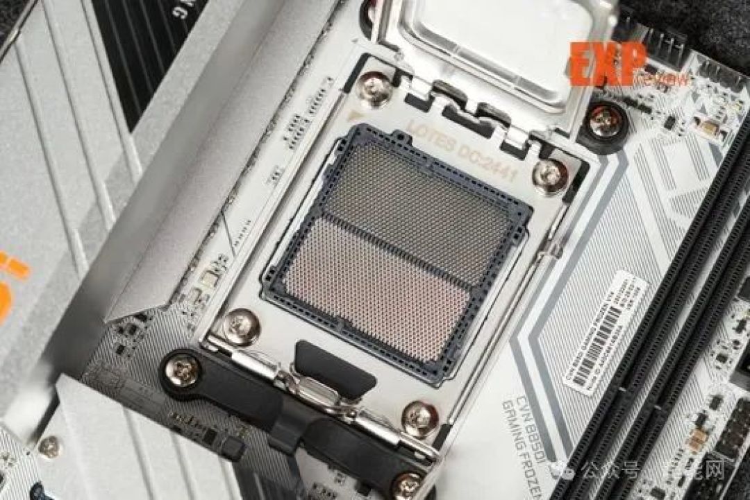 七彩虹 CVN B850I GAMING FROZEN V14评测：实力不俗的B850“小钢炮”