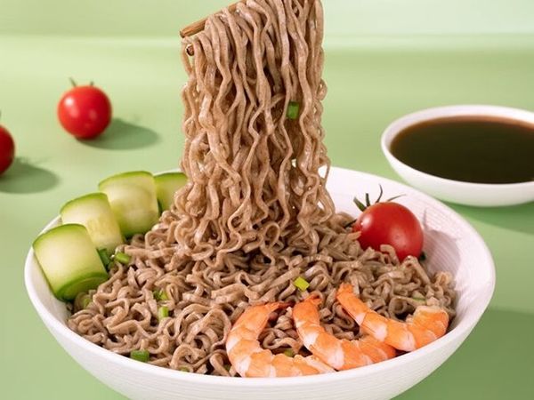 轻盈低脂，白象荞麦方便面：满足味蕾与健康的完美代餐选择