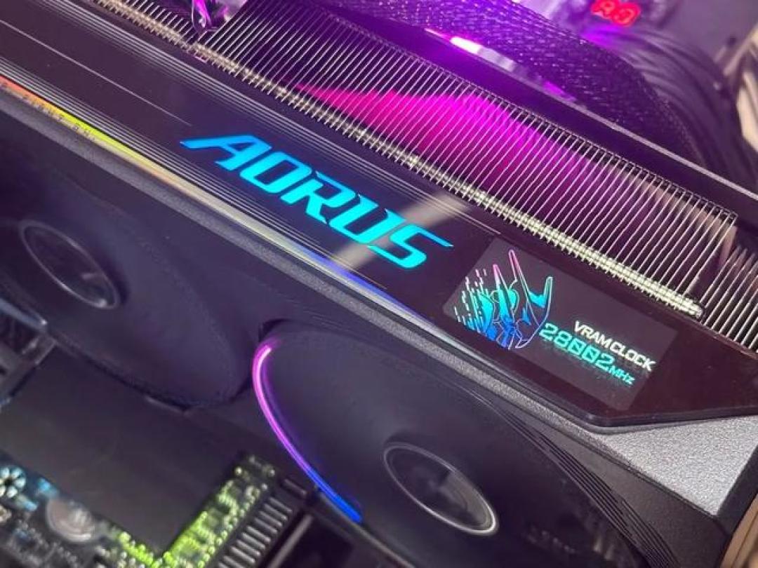 DLSS 4黑科技加持!RTX 5070 Ti实测帧率翻5倍,功耗竟不升反降?