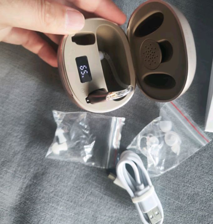 科大讯飞助听器
