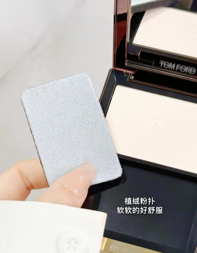 汤姆·福特粉饼