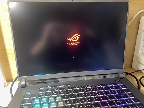 ROG魔霸新锐2024,炫酷来袭!