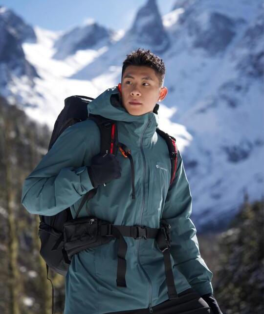 Montane Tenacity软壳评测：轻量黑科技如何颠覆户外穿搭法则？