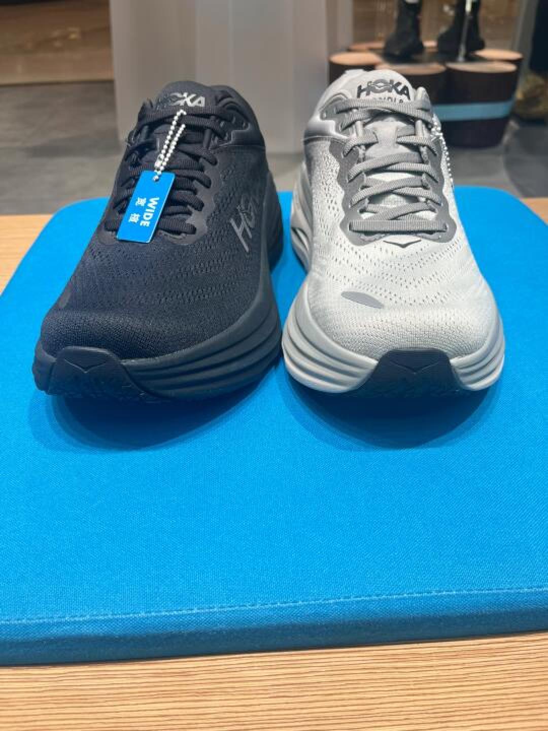 亚瑟士C25与HOKA克里夫顿9终极对决:云朵缓震VS五花肉脚感,长距跑者怎么选?