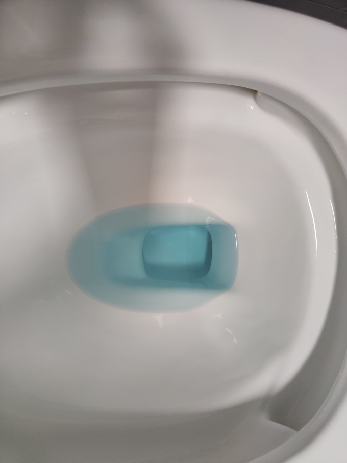 蓝漂洁厕剂
