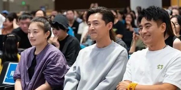 韩李李创作，胡歌朗读，陈龙写序，这部儿童绘本好看又好听！