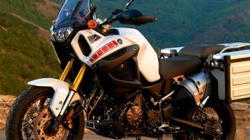 雅马哈XT1200Z Super Tenere（超级泰纳尔） 经典的探险摩托车