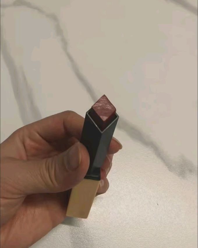 口红