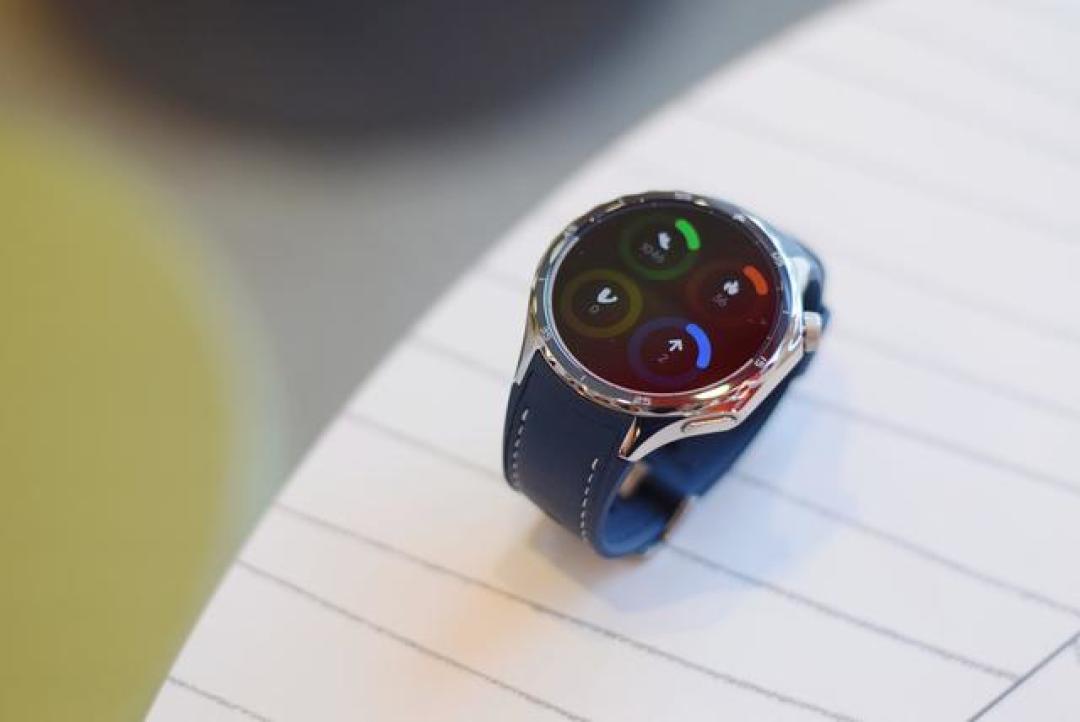 OPPO Watch X2评测:钛合金表圈+医疗级监测,2699元值不值?