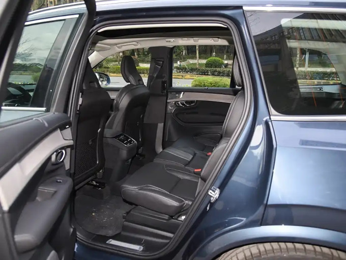 沃尔沃中大型SUV