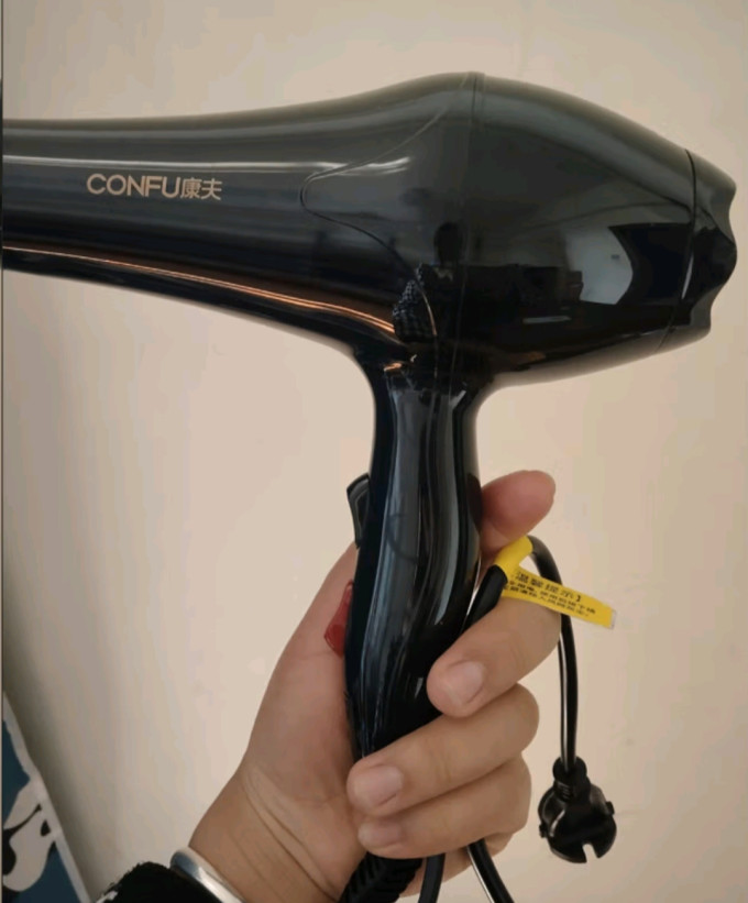 电吹风