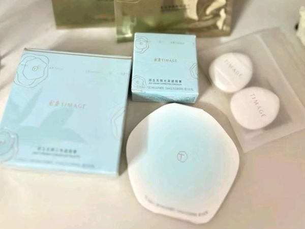 美妆宝藏！彩棠三色遮瑕膏