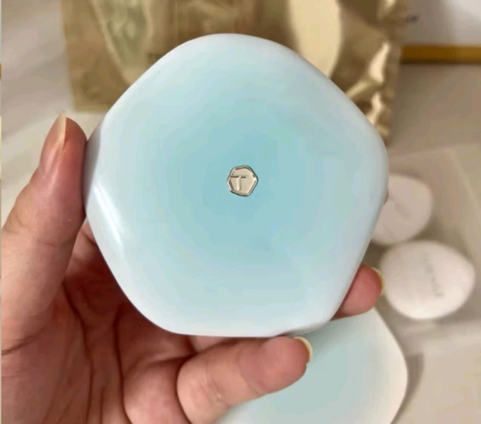 彩棠遮瑕膏