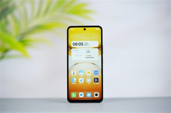 旗舰级微四曲后盖！vivo Y300i钛色版图赏