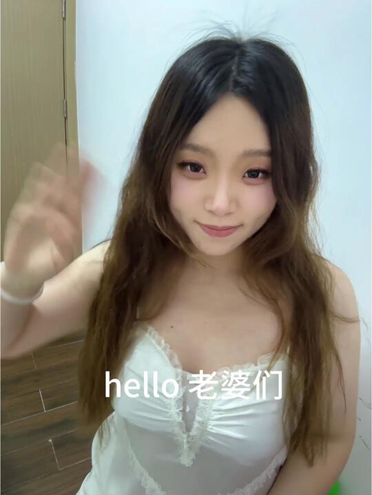边试色边自拍