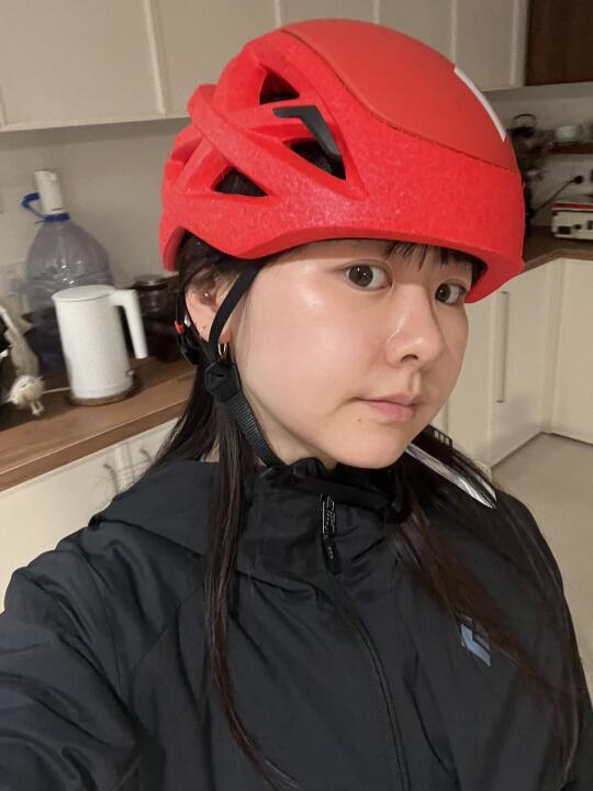 红头盔意外的好看！