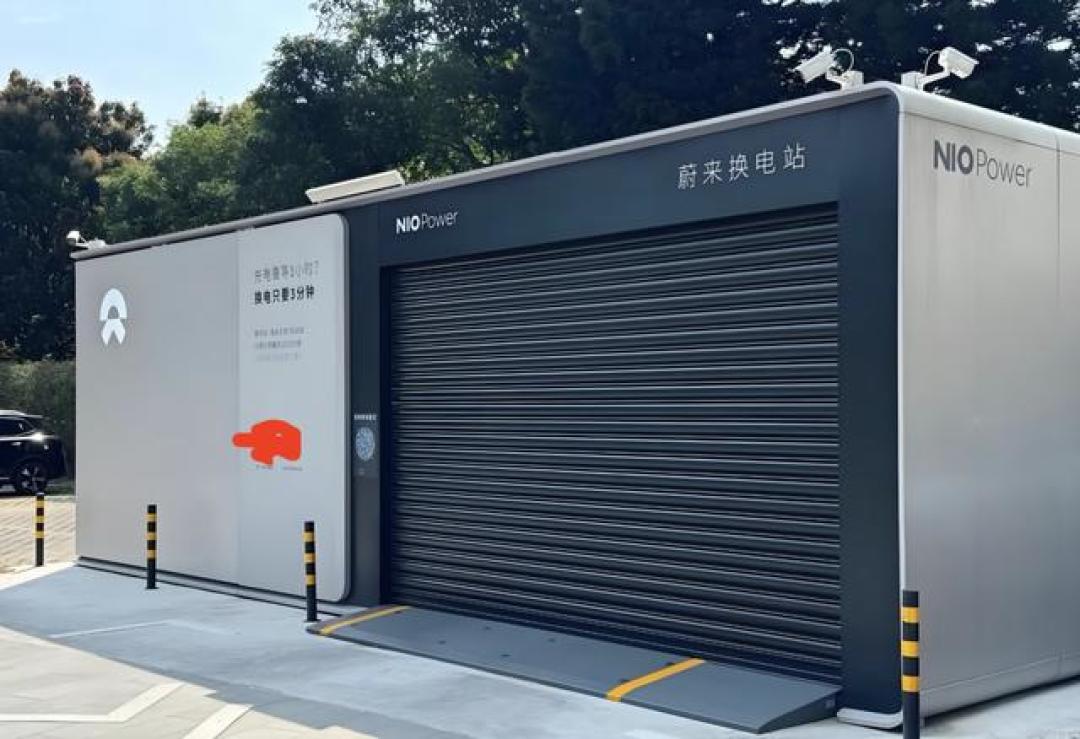 比亚迪1000kW闪充对决蔚来换电:5分钟补能谁主未来?
