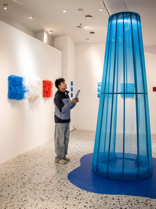 在「守护蓝色星球」展🌍听见海洋的呼吸