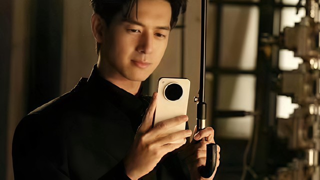 OPPO Find X8s真机曝光：更窄更小更轻薄