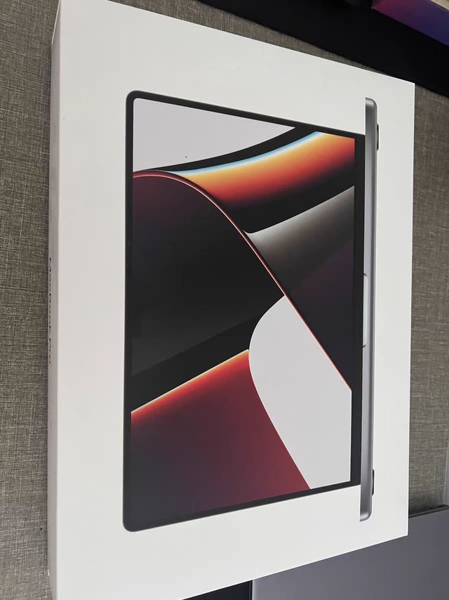 万元神机！MacBook Pro 14英寸，专业创作的梦幻之选