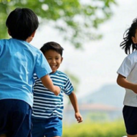 孩子不到十岁就近视了，还有机会不戴眼镜吗？退轴妙招在这里！