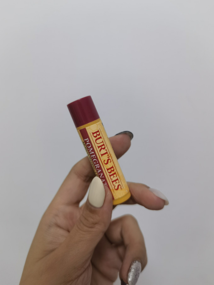 小蜜蜂润唇膏