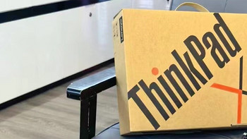 万元电脑之选：ThinkPad X1 Carbon AI