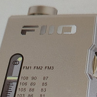 FIIO RR11收音机：再次见到你，明天就上班的王姐