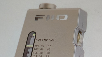 FIIO RR11收音机：再次见到你，明天就上班的王姐