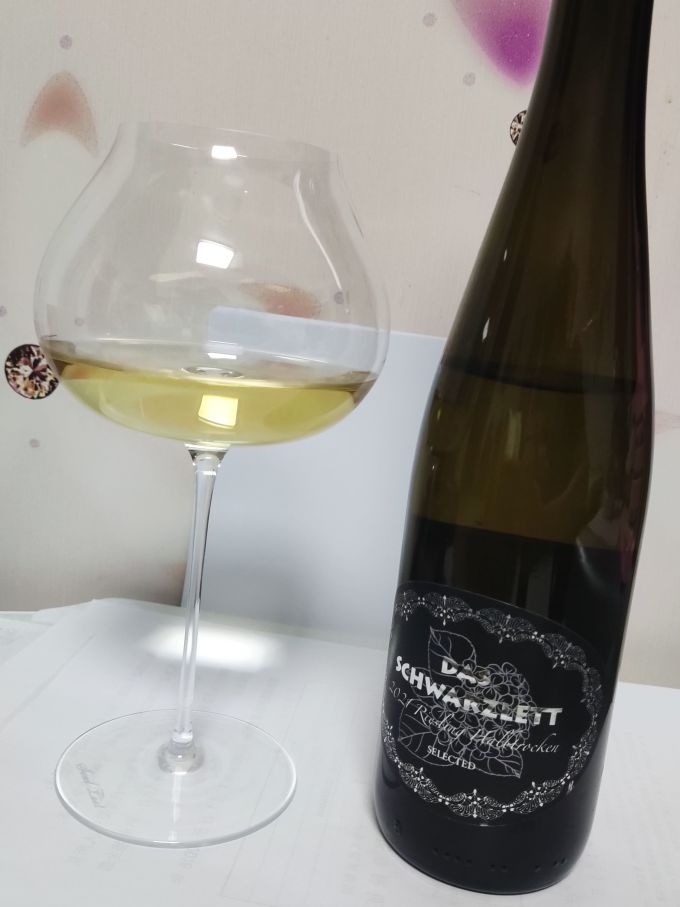 爱克维白葡萄酒