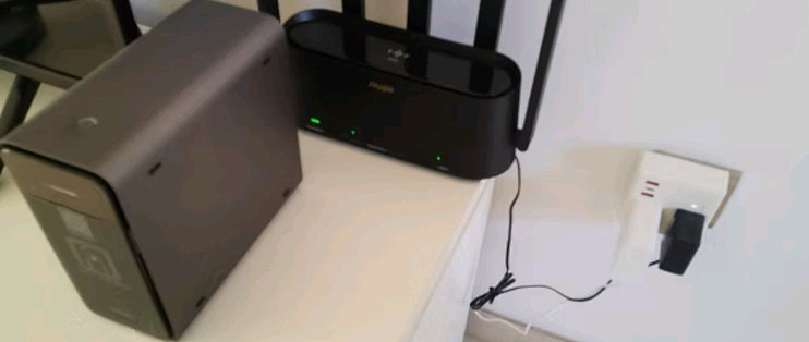 华为家庭存储8TB 手机一碰扩容：打造家庭数字生活的私密云端