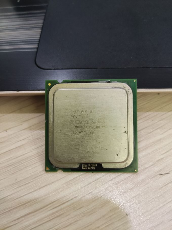 CPU