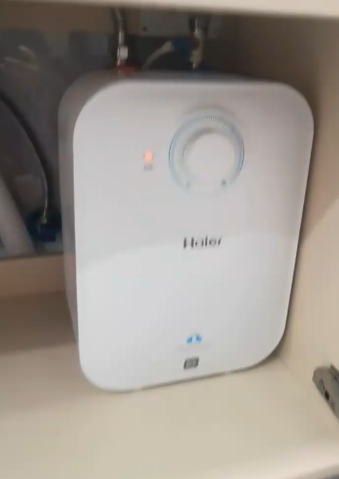 海尔电热水器