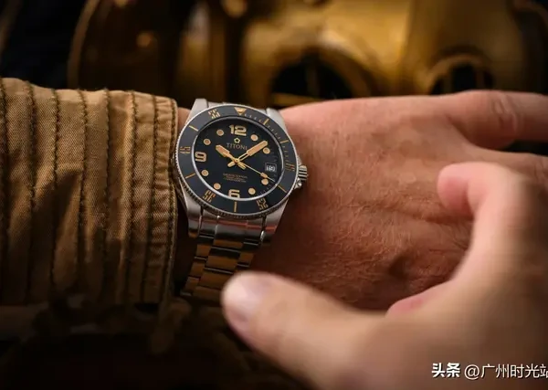 TITONI 推出新款 Seascoper 600 Retro复古款腕表