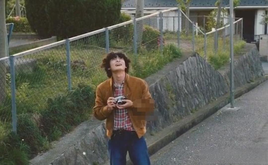 快门声里的温柔:那个让东京记住三十年的治愈系男孩