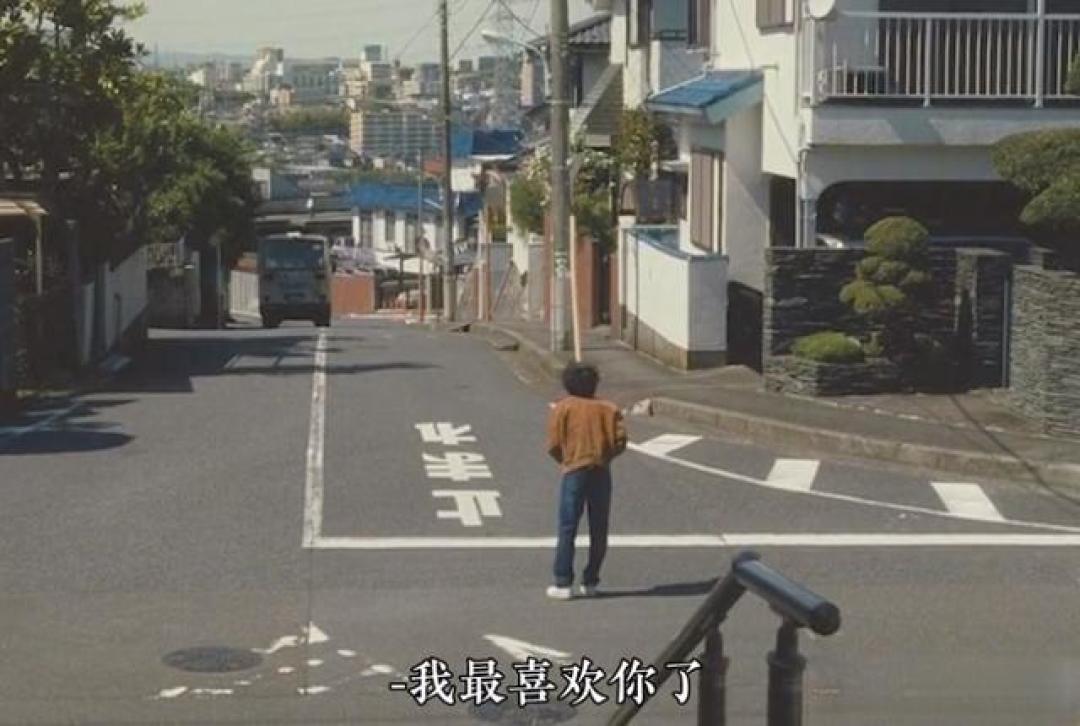 快门声里的温柔:那个让东京记住三十年的治愈系男孩