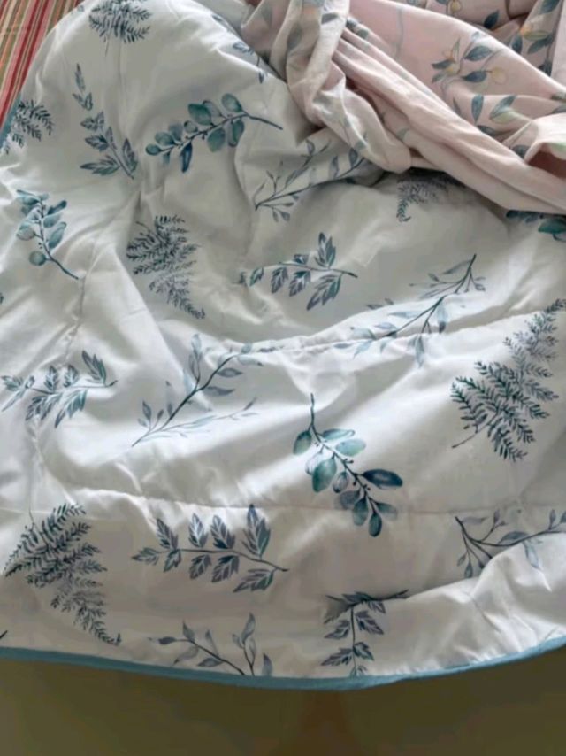 夏日睡眠救星！LOVO抗菌防螨夏凉被