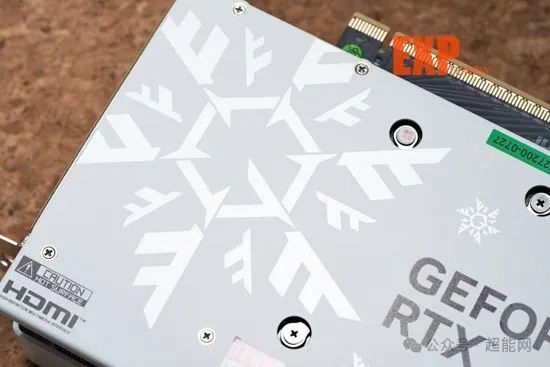 耕升GeForce RTX 5070 踏雪 OC显卡评测：科技与极简美学的融合