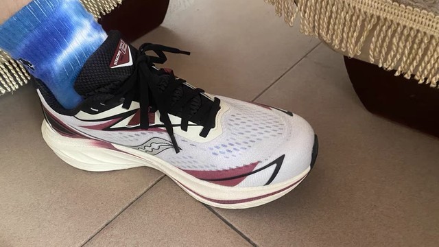 Saucony索康尼Slay2：专业竞速跑鞋的巅峰之作  