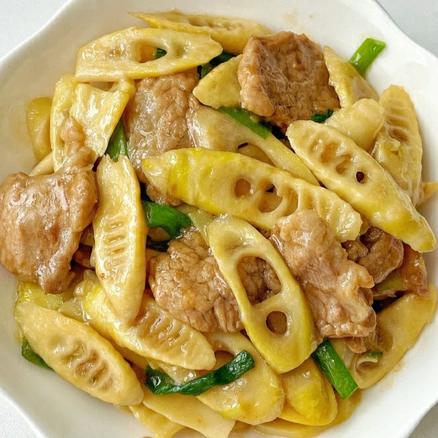 春日限定美味：春笋炒五花肉，唤醒你的味蕾！
