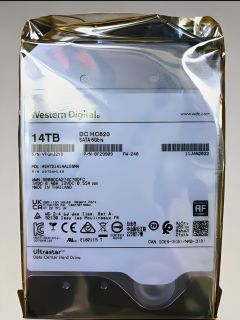 西部数据的企业级硬盘，也是nas的一个很好搭配