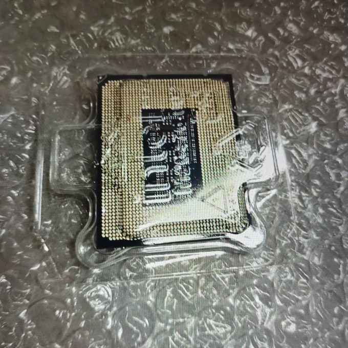 CPU