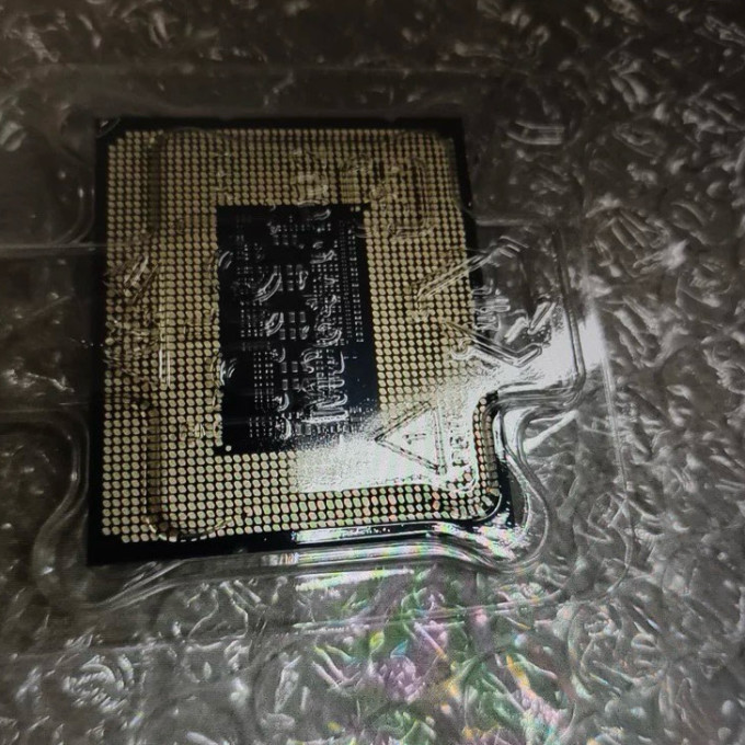 CPU