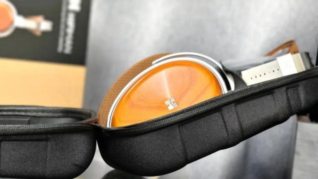 HIFIMAN AUDIVINA评测:木碗美学+声学黑科技,封闭式耳机的音质天花板?
